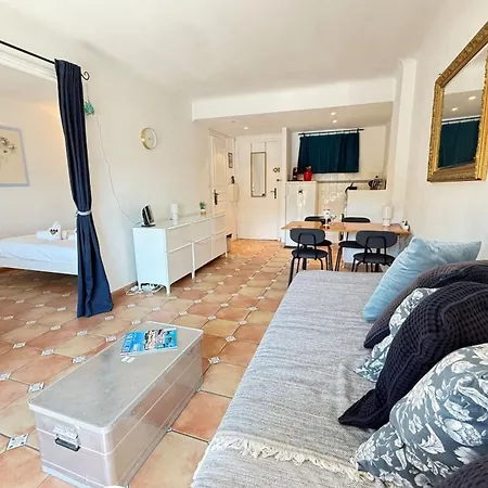 Appartement 2p Vue Idéalement Situé Face Plages Du Midi *