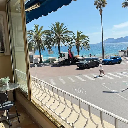 Appartement 2p Vue Idéalement Situé Face Plages Du Midi