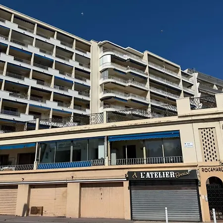 Apartament One-bedroom Ideally Located In Front Of The Midi Beaches